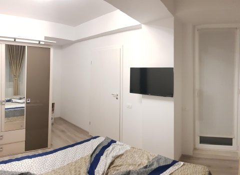 Apartament 2 camere maMaia Nord pe malul marii