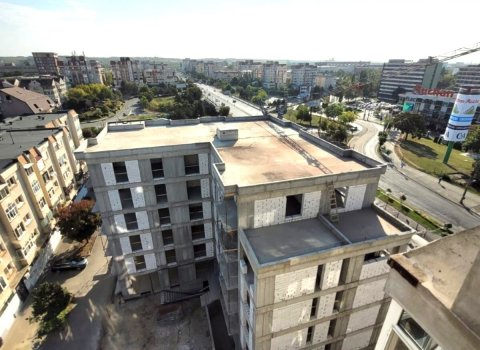 Apartament Bloc Nou Craiova | vis-a-vis Electroputere Mall | 53.93mpc