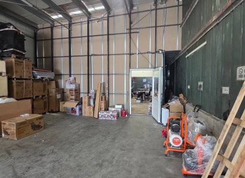 Hala | Spatiu Comercial | Pitesti | Zona Depozitelor 195mp + teren 286mp